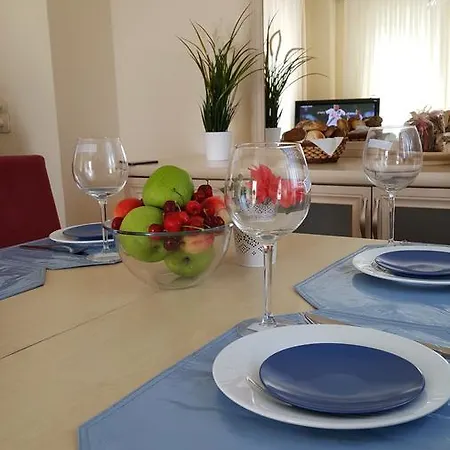 Villa Holiday Gardens *